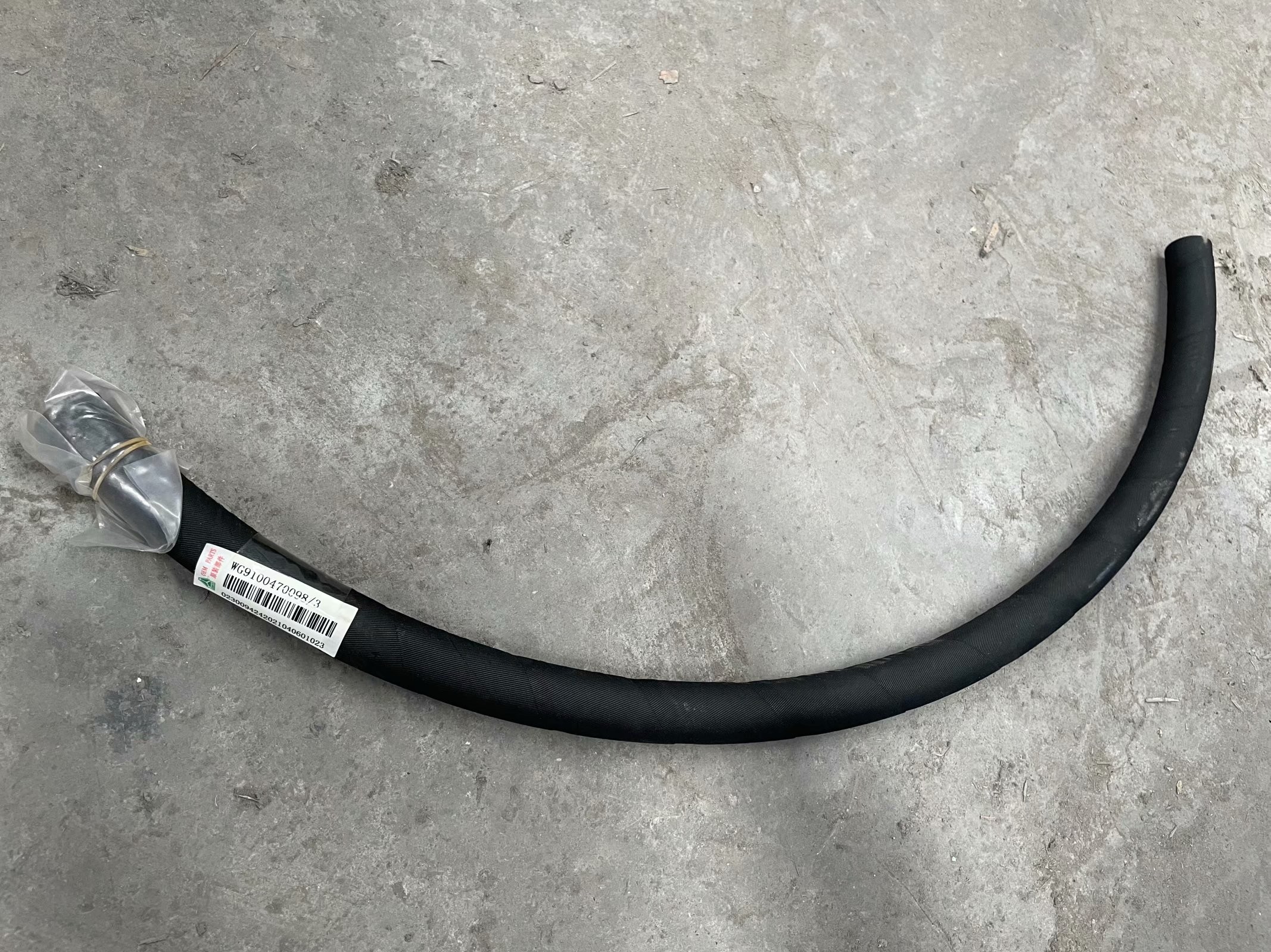 WG9100470098 Sino Truck Spare Parts Original Oil Return Hose