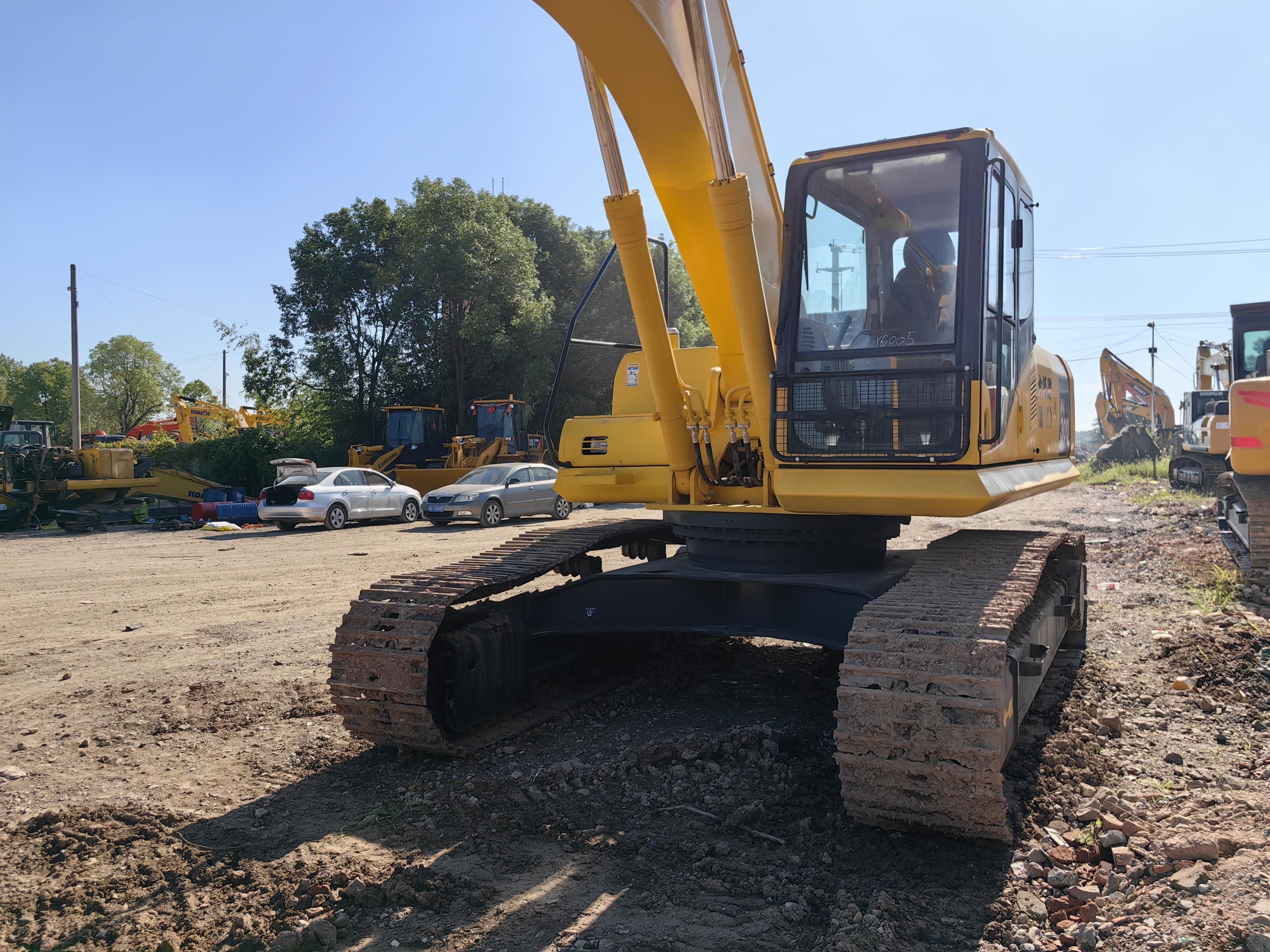 154 KW Pc300 Used Komatsu Excavators 1.8m3 Bucket Crawler Hydraulic Excavator Backhoe