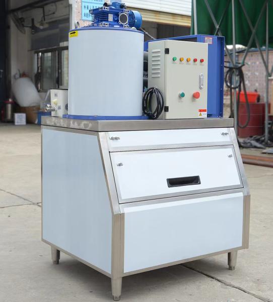 Commercial Industrial Ice Maker Machine 500kg 0.5 Ton Daily Output 2.0 kw