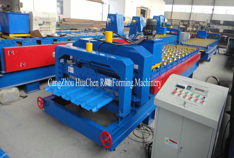 380V 50Hz Steel Tile Roll Forming Machine with PLC Compture Control System / Cr12mov Blade