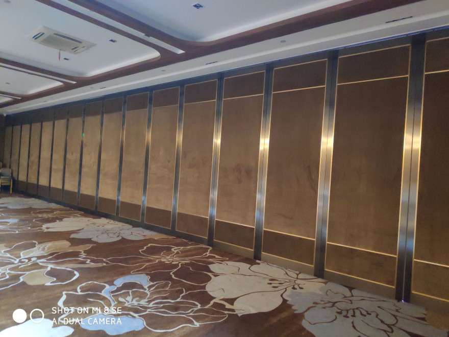 Semi Auto Multi Color Movable Sound Proof Walls / Restaurant Partition Wall
