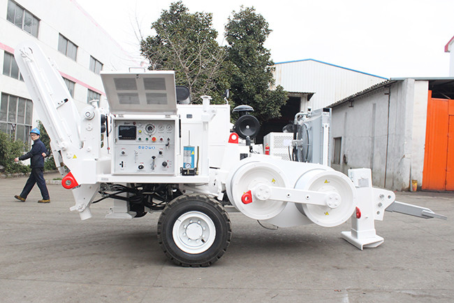 120 KN Transmission Line Stringing Equipment Puller Hydraulic Puller