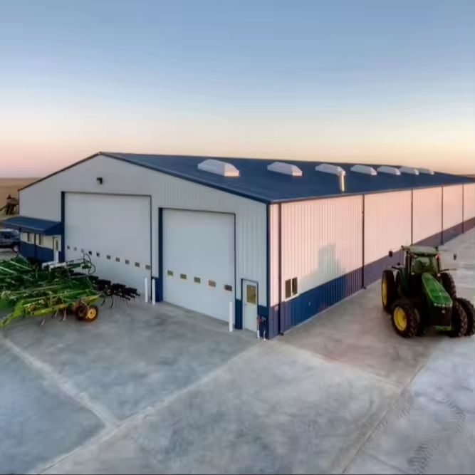Prefabricated Modern Steel Structure House Quick Installation Custom Design CE Certification Metal Steel Frame Warehouse