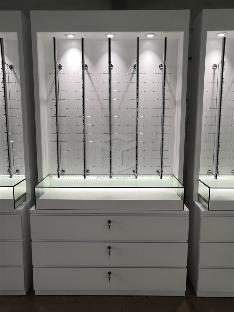 T5 LED Eyeglass Storage Optical Shop Display Cabinets 3mm Thick MDF