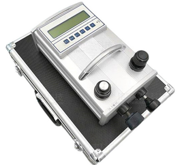 High Precision Digital Pressure Gauge Portable Pressure Calibrator