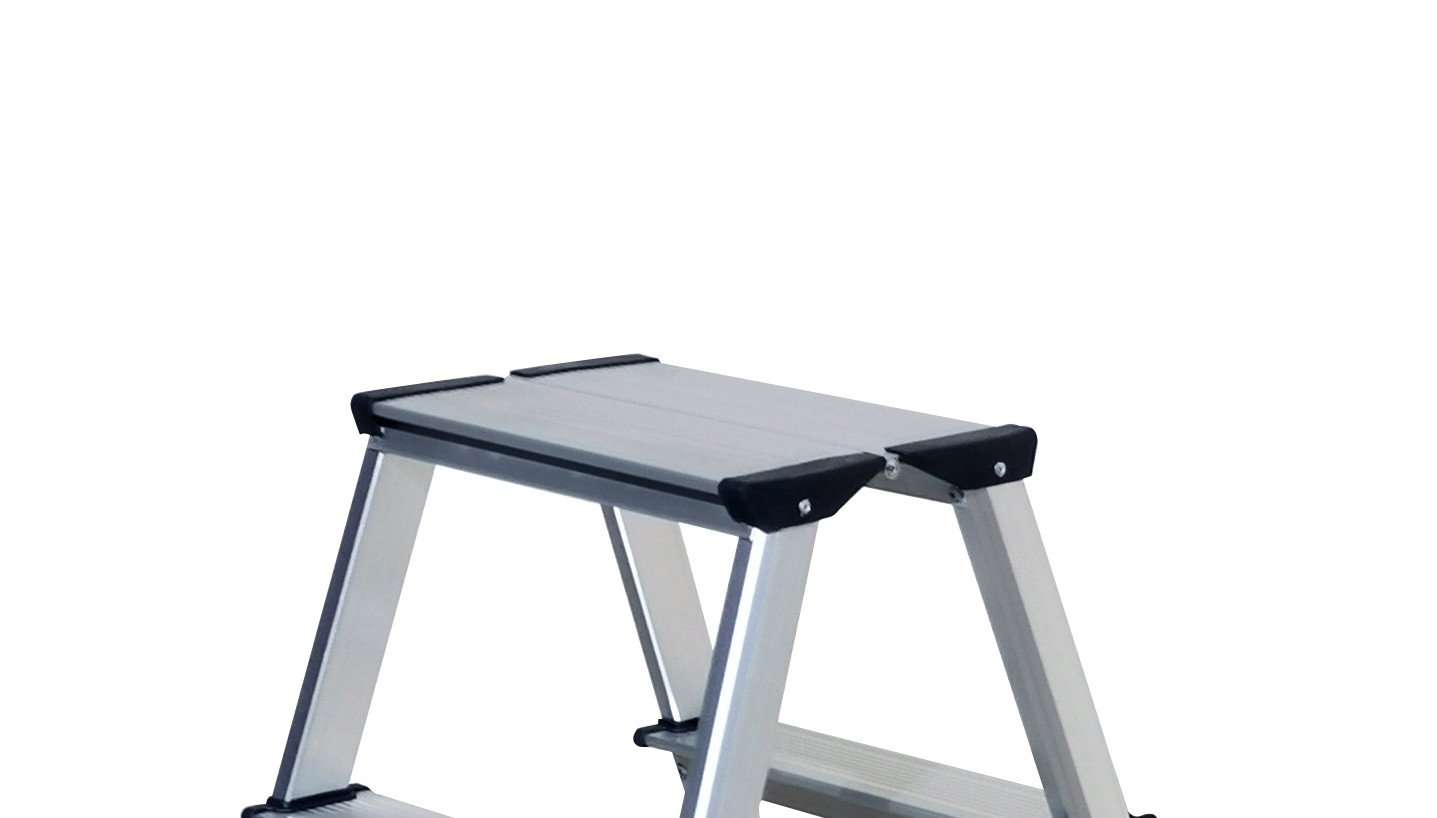 Silver Multipurpose Aluminium Foldable Ladder 2x4 Steps For Painting