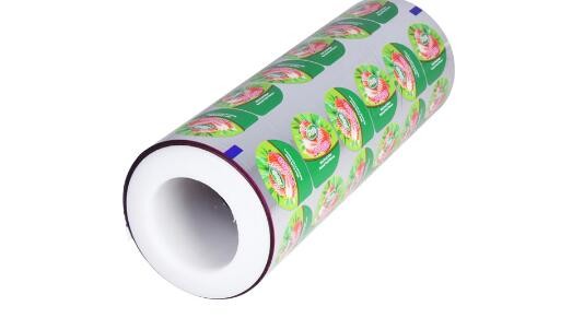 OEM snacks candy biscuit laminated food grade plastic packaging film roll
