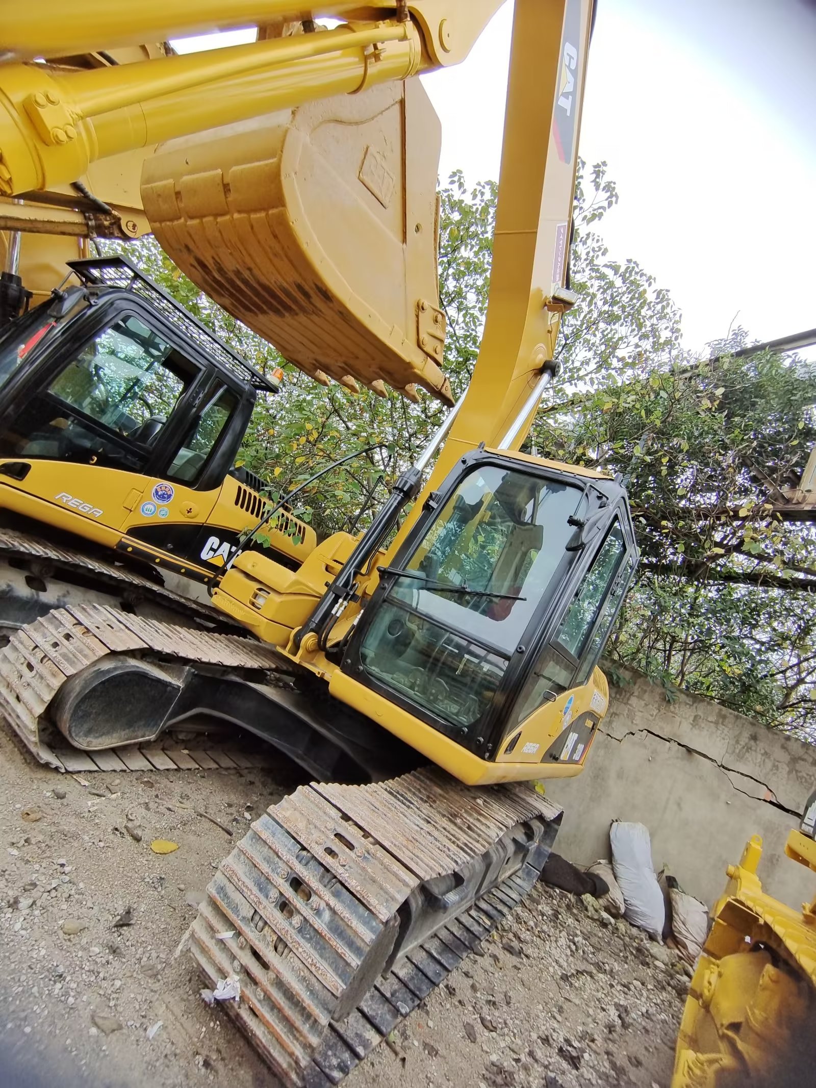 90% Caterpillar Cat 312D Crawler Excavator in Good Condition for Construction Machinery