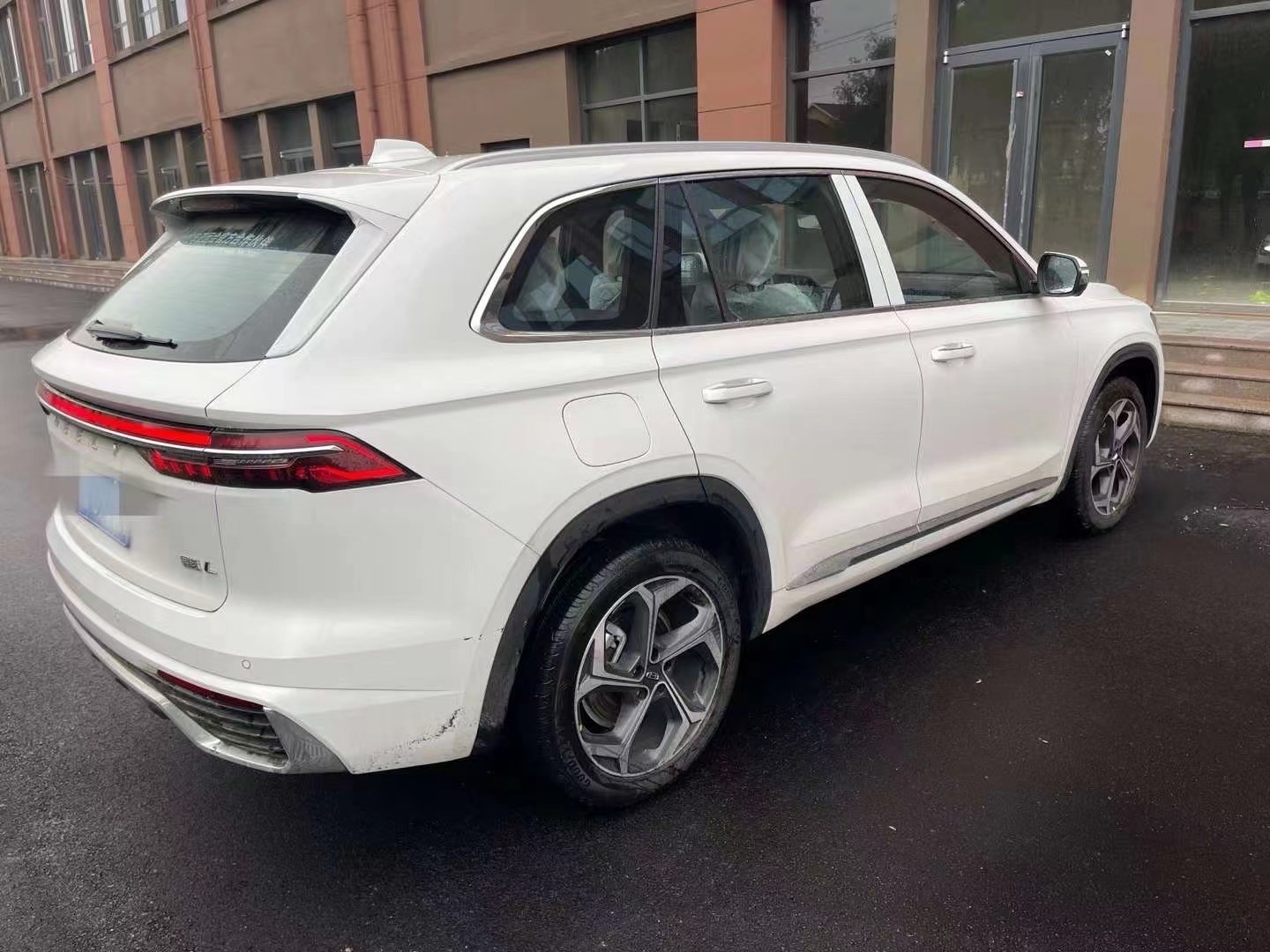 Geely Xingyue L 2022 2.0T 218HP L4 7 DCT 7.5L/100KM 5 Door 5 Seats SUV Compact