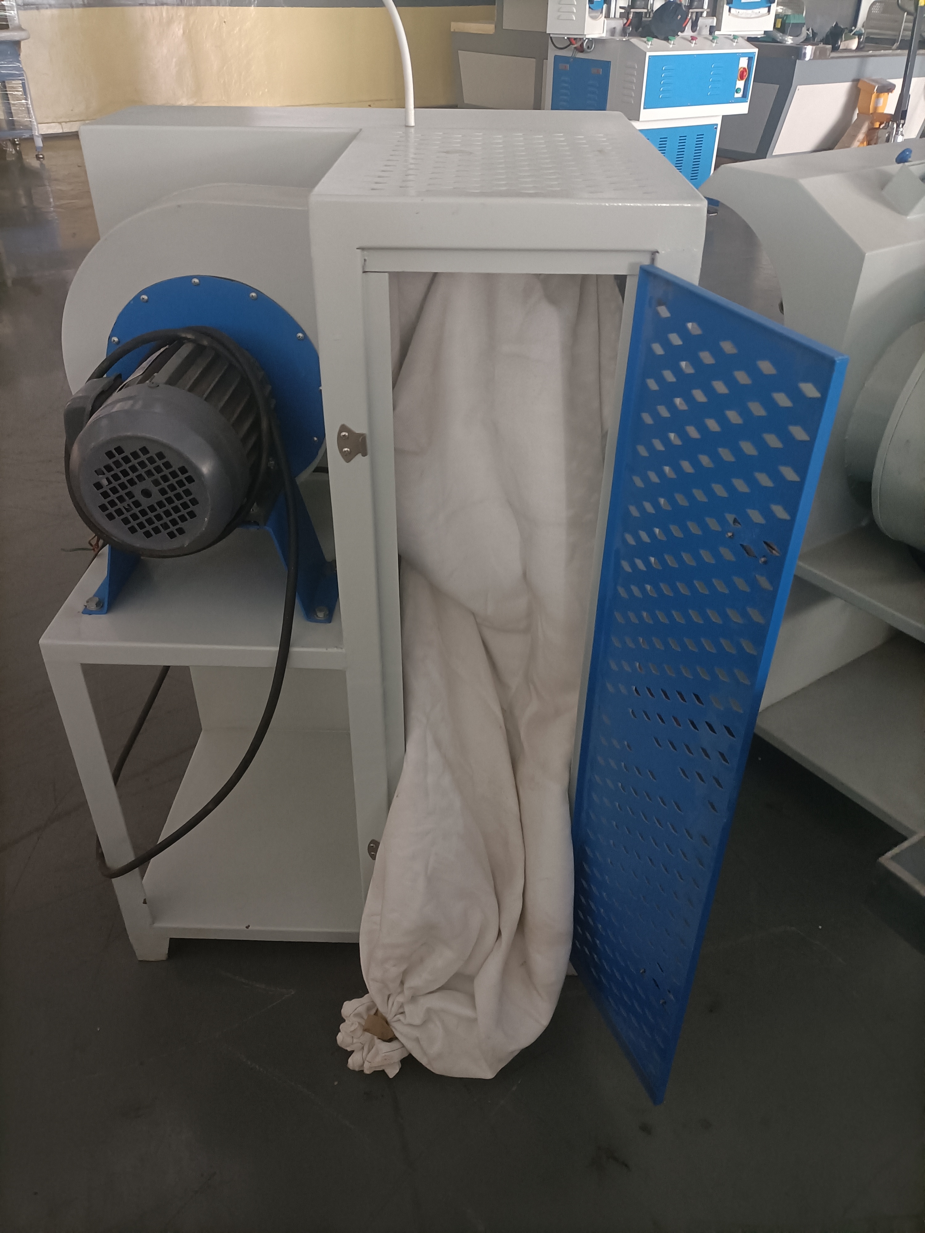 Footwear Leather Shoe Polish Making Machine Polishing Buffing Filling Machine For Shoes