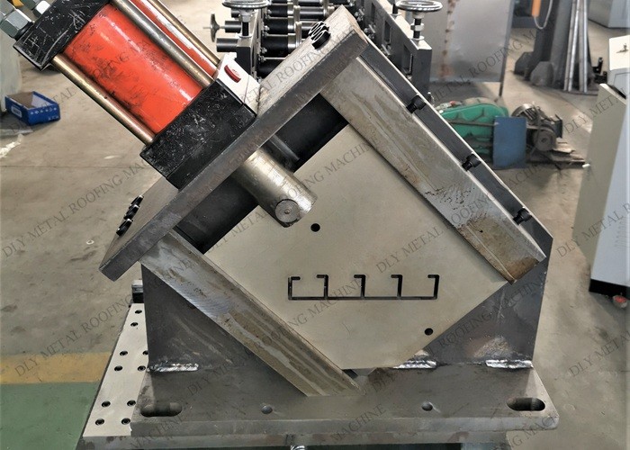 Plc 3p U Channel Roll Forming Machine With Touch Screen
