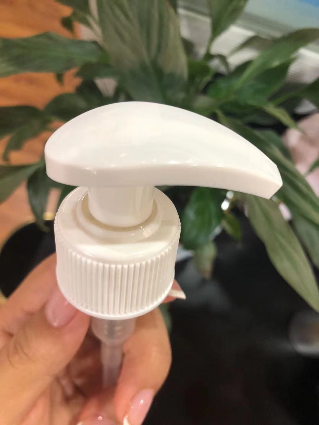 24410 28410 Plastic Soap Dispenser Pump Top Shampoo Cosmetic Hand Sanitizer Spray Pump For Home