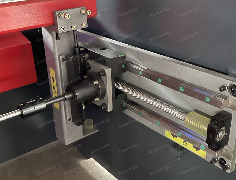 High Accuracy Hydraulic Plate Press Brake Bending Folding Machine With 58T