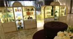 Shopping Mall / Store Makeup Display Stands Large Cosmetic Display Shelving Unit