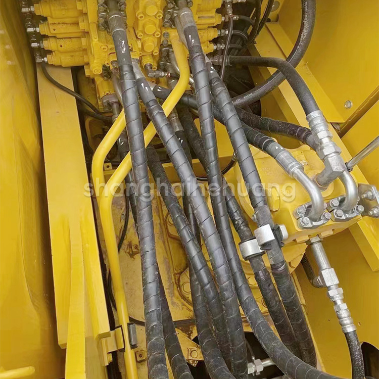 123KW Second Hand Komatsu PC240 Excavator With 1.2m3 Bucket Capacity