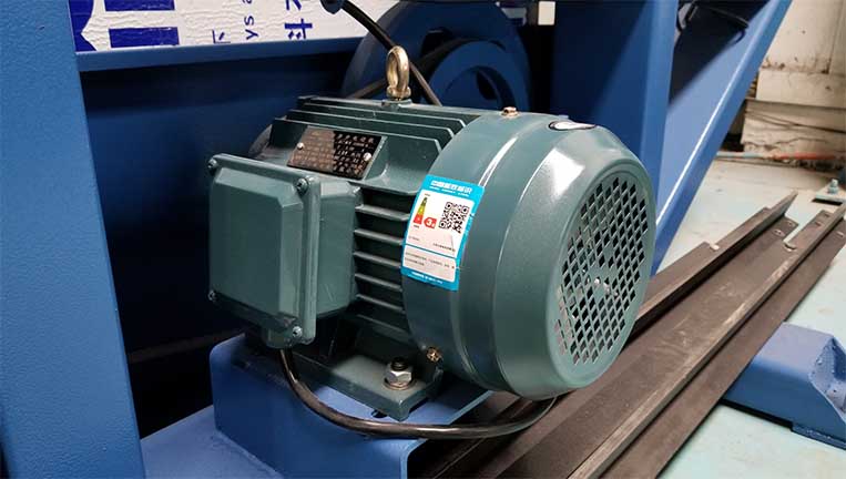 EPE PE EVA PU EPS Foam Roll Mat Three Wheel Manual Vertical Blade Saw Cutter Cutting Machine