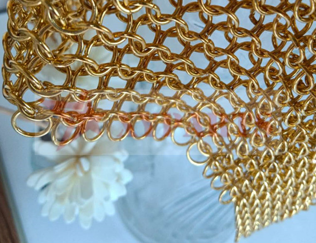 Fireproof Metal Mesh Curtain Restaurant Partition Ring Curtain With Gold Color