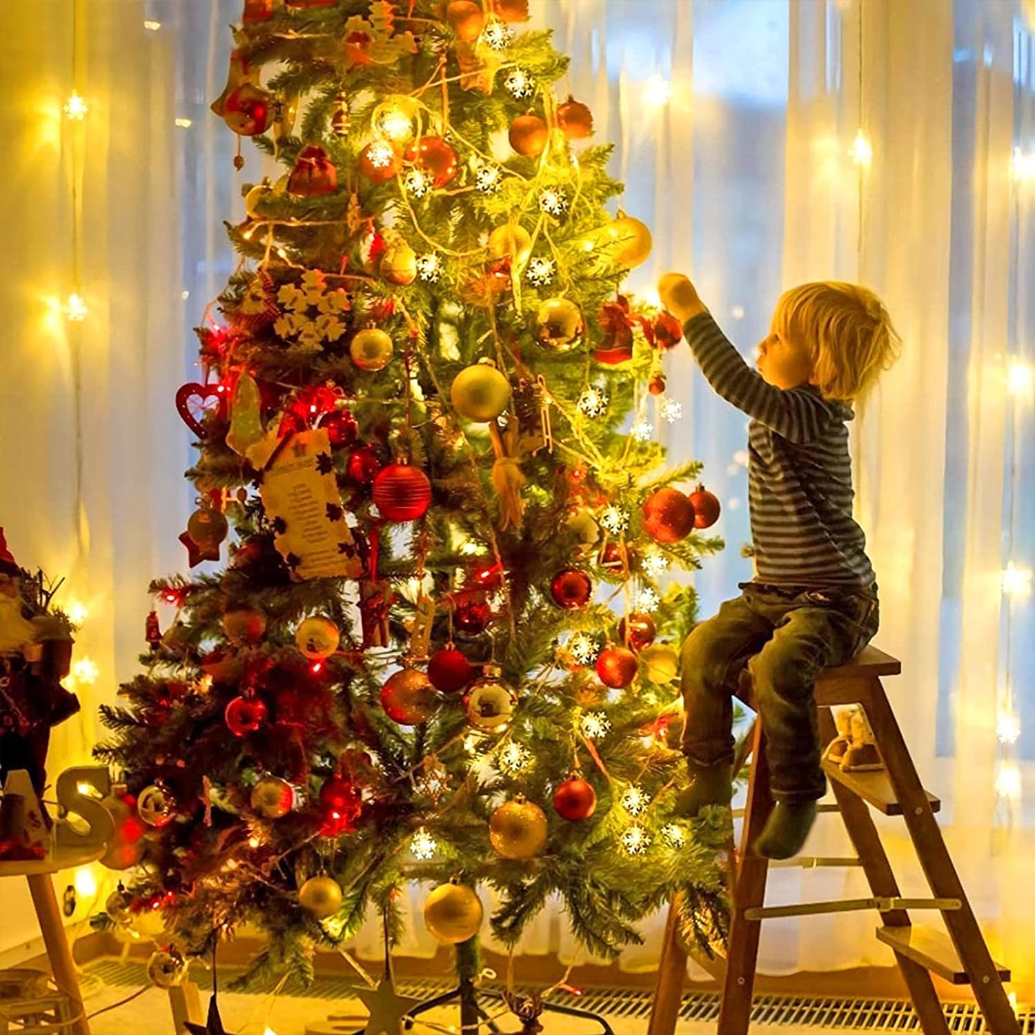 LED Snowflake Lights String Lights Christmas Holiday Home Garden Patio Party Decoration Indoor Outdoor Celebration Light