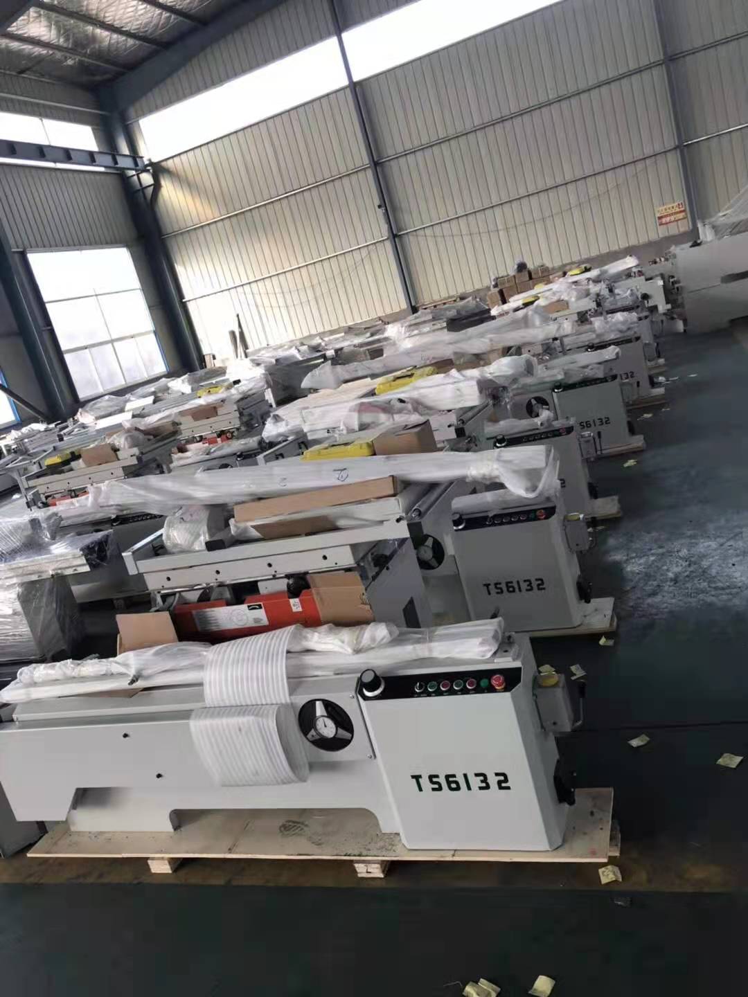 WSN3245 Precision Panel Saw with 4KW 0.75KW Power and 120MM Scoring Saw Blade Diameter
