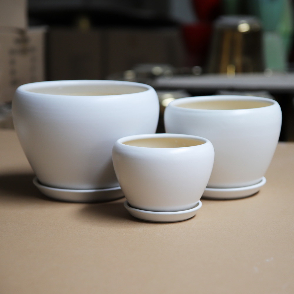 Elegant Round Ceramic Pots For Your Home Or Business Various Sizes Available
