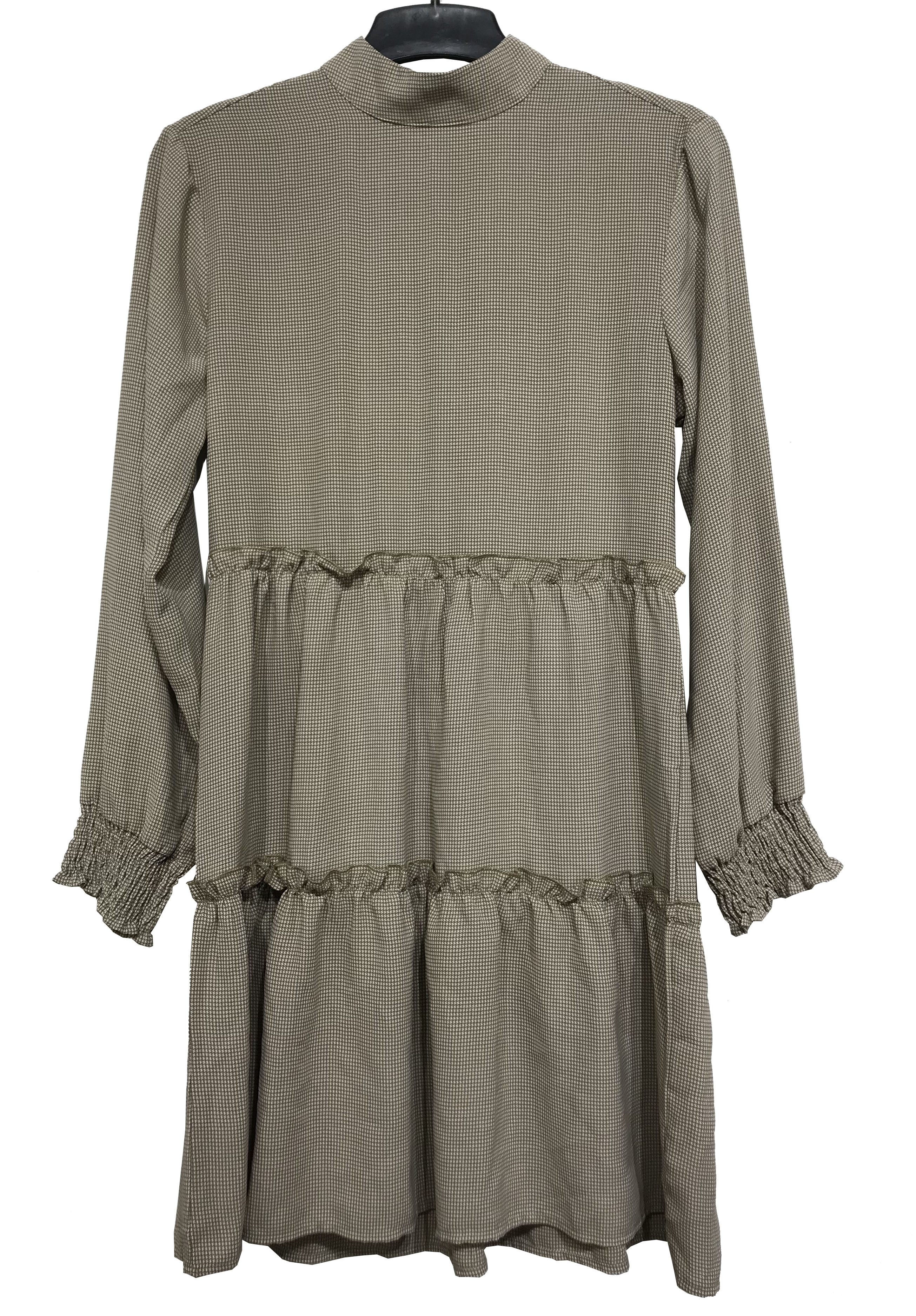 Breathable Ladies Plus Size Long Sleeve Long Dresses Cotton Fabric With Pleated Bottom
