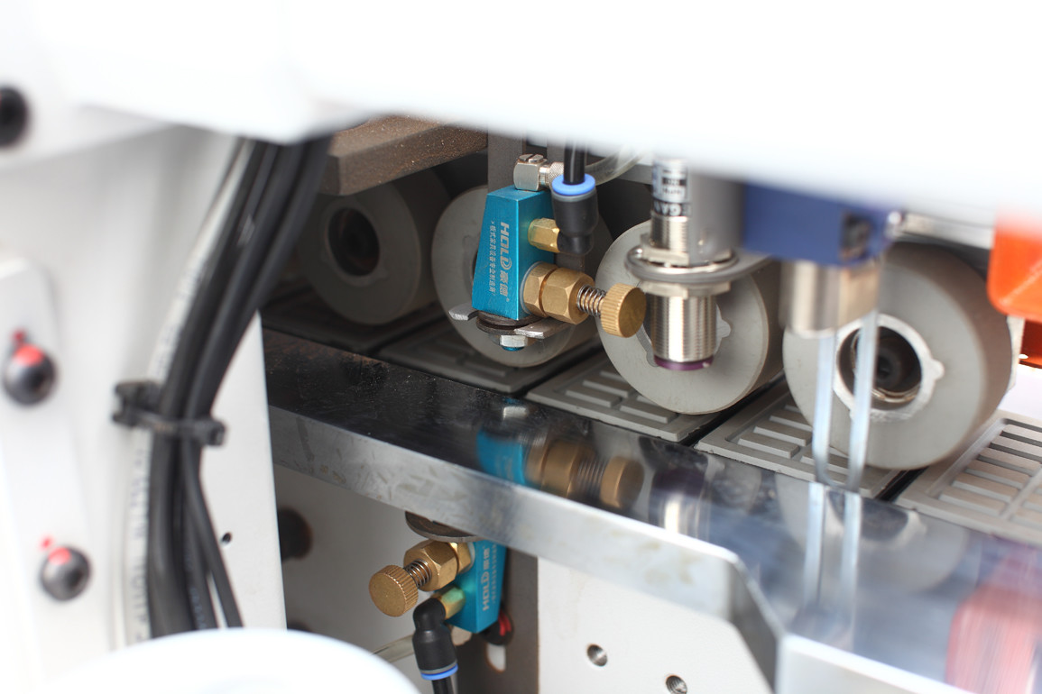 0.7 Mpa Bevel Automatic Edge Banding Machine 26kw HD780PKQ