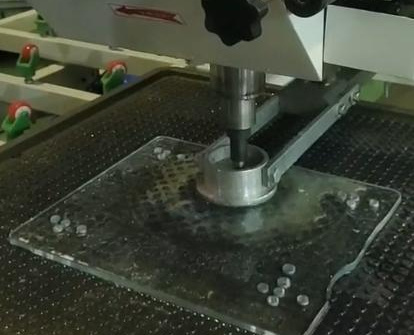 Low Price Glass Drilling Machine with Driller, Drilling Bits, Drilling Table in Machine