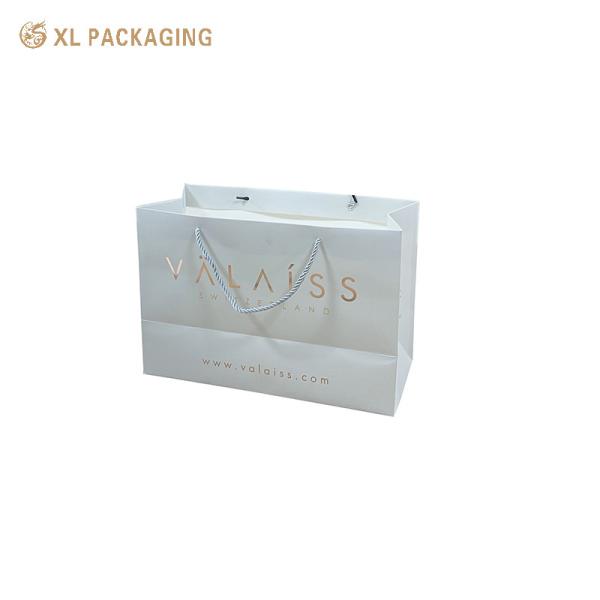XL Packaging Custom Logo Hard White Art Paper Bags Luxury Shopping Packaging With Die-Cut Handles Scratch-Resistant Coating Easy Carry Design Durable