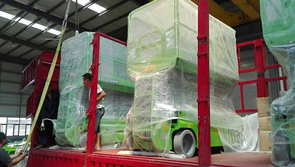 Powerful hydraulic ewp access 6m scissor manlift platform for indoor maintenance