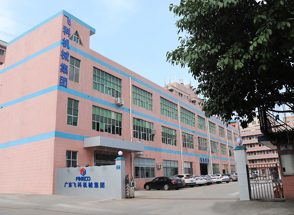 High Precision Electric Driven Type Round Flat Bottle Labeling Machine for Food Cans