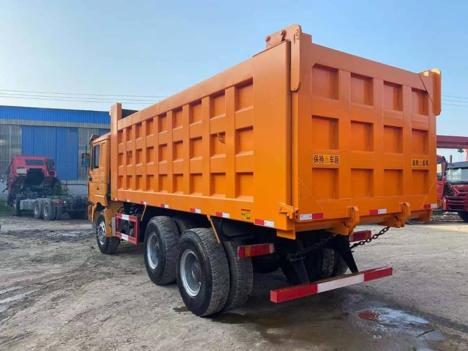 Shacman 6x4 380hp Euro2 Euro3 10 Wheeler Used Tipper Dump Truck for 2 Passengers