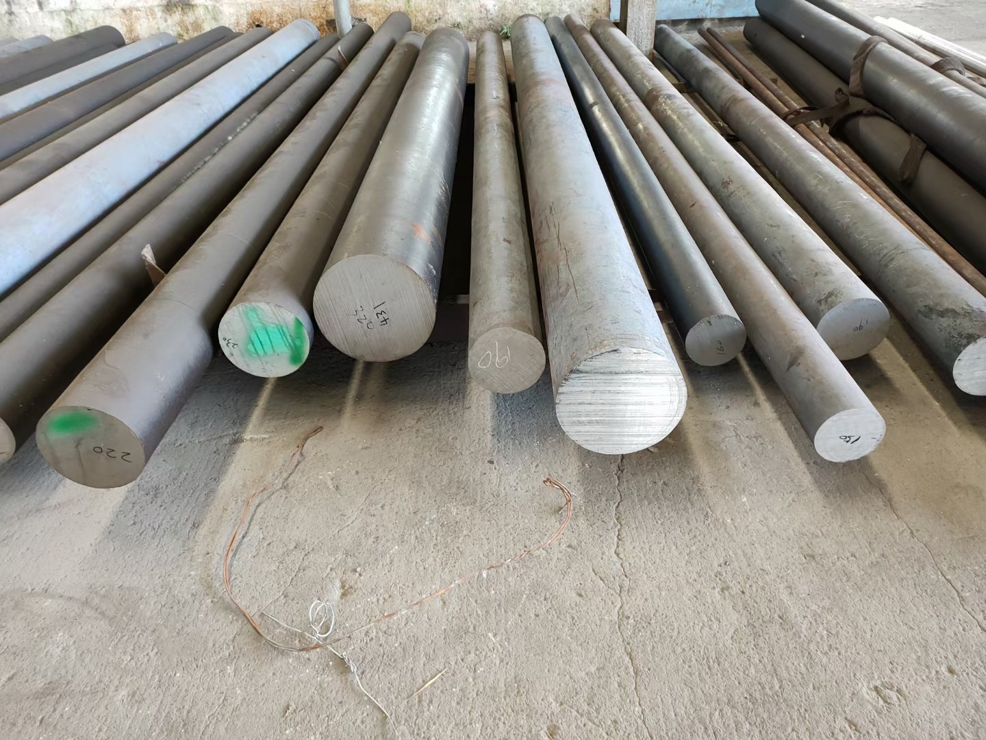 UNS 41600 / 416 Stainless Steel Round Bar Hot Rolled / Cold Drawn Stainless Steel Bar