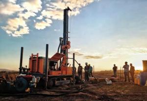 Wholesale Crawler Well Drilling Equipment Hydraulic Borehole 76KW Diesel Water Well Drilling Rig from china suppliers