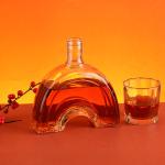 Arc Shape 750ml Luxury Glass Vodka Whisky Bottle for Customized Customer