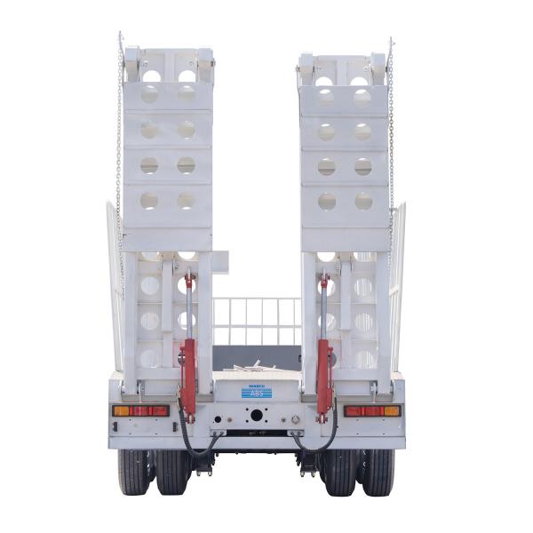Steel Three-Axle Lowbed Trailer for Bulk Cargo at 137500 to 26000*2500to2550