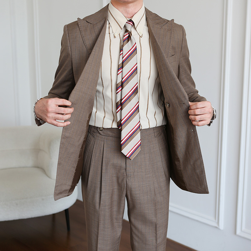 Italian Vintage Brown Suit Double Breasted Striped Jacket for Men's Professional Look