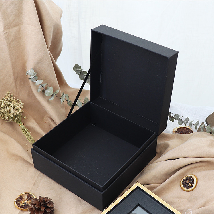 Custom ISO9001 Black Elegant Recyclable Paper Cardboard Shipping Packaging Boxes Logo