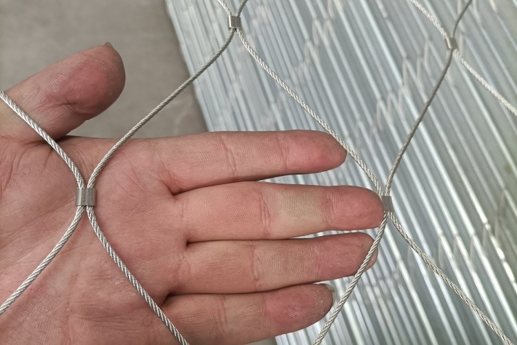 Light Weight 1.5mm Balustrade Wire Mesh 316SS Wire Rope Netting