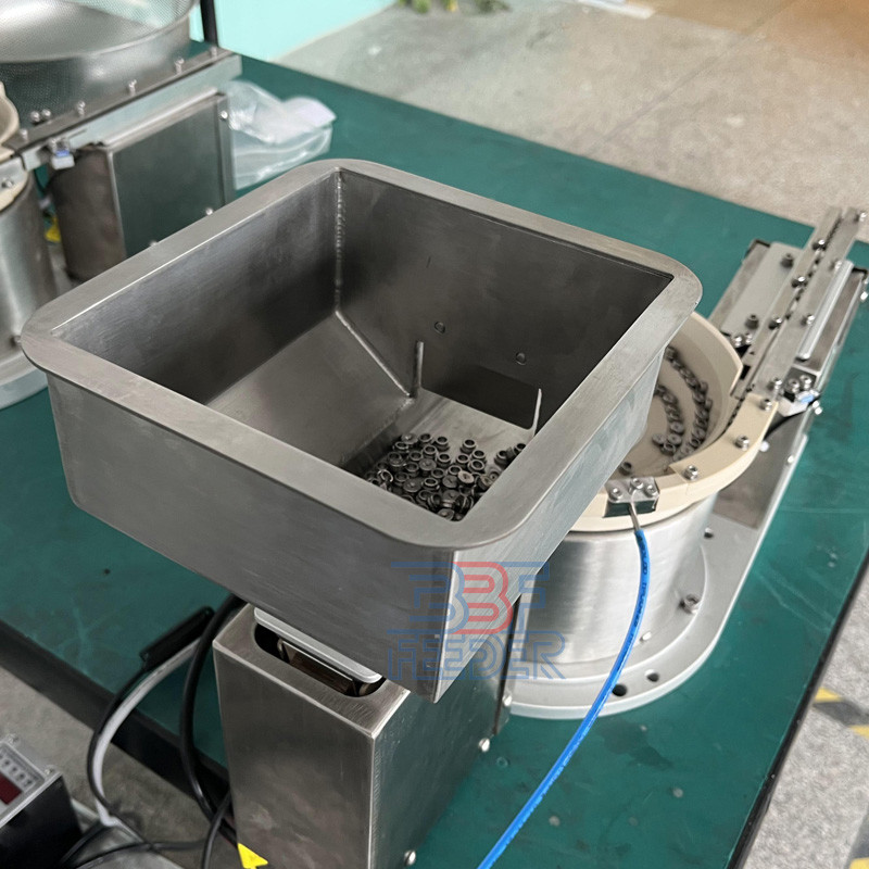 Electromagnetic Vibratory Bowl Feeder Small Button Bolt Vibrating Bowl Feeder