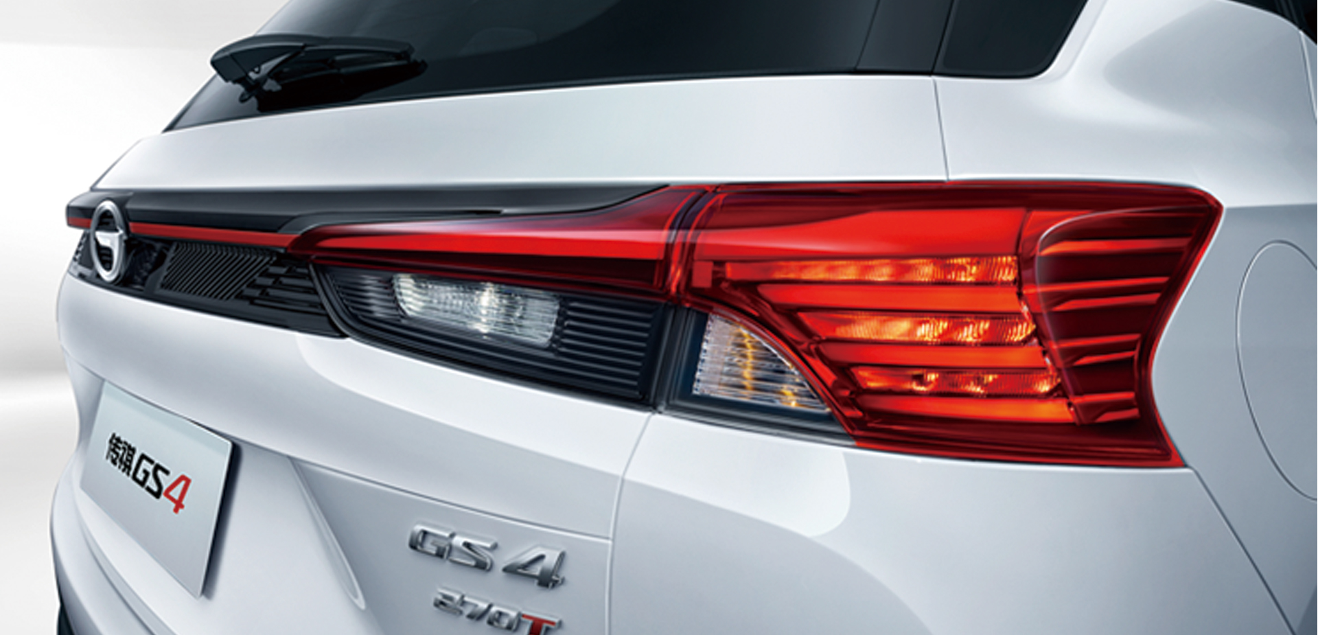 2023 GAC MOTOR Trumpchi GS4 1.5T Turbo 5-door 5-seater SUV with Electronic Stability Control System and R18 Tire Size