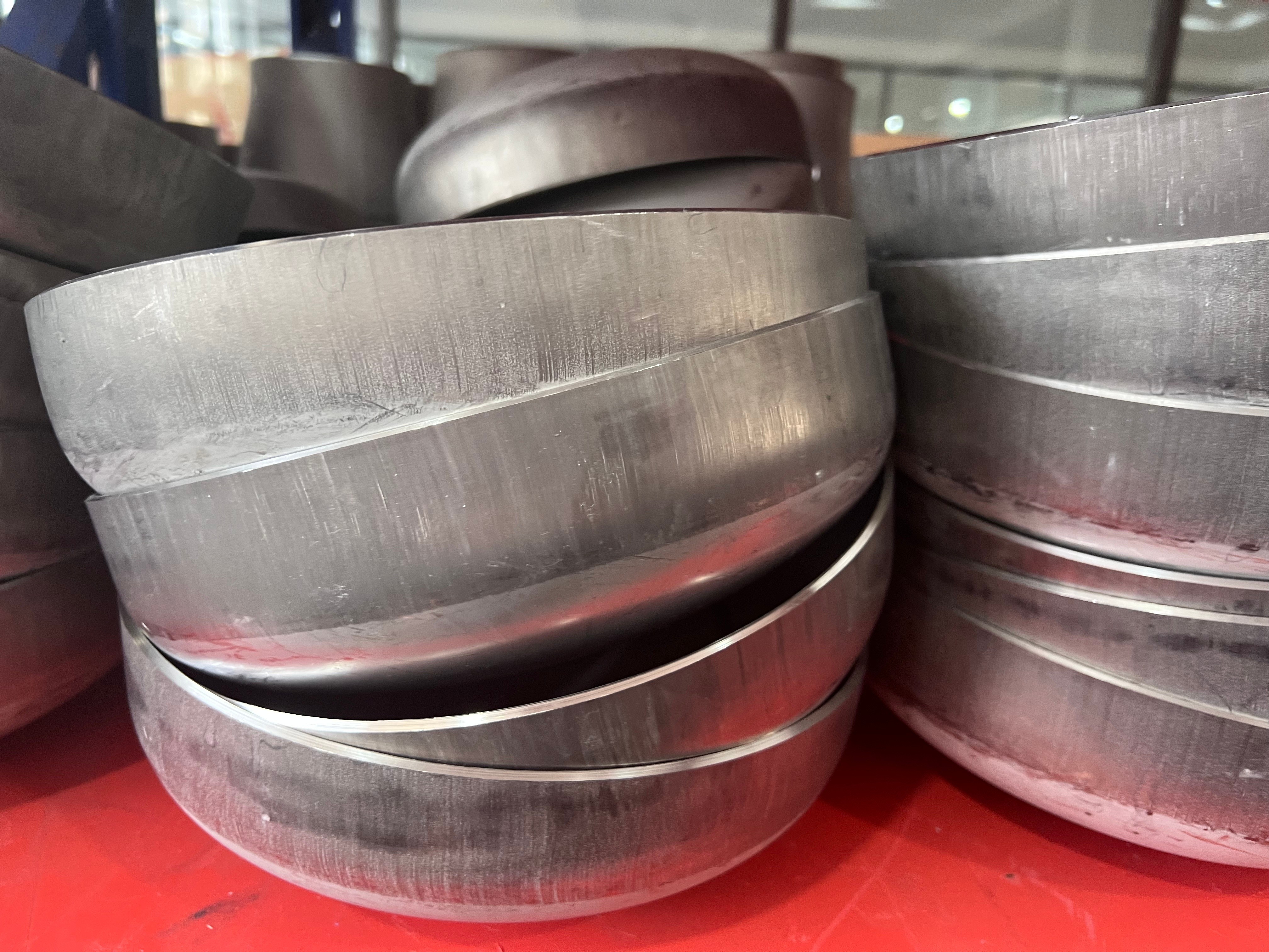 Asme B16.9 Dn15-Dn2000 304/304l Petroleum Seamless Round Stainless Steel End Cap Caps for Tubing Pipe
