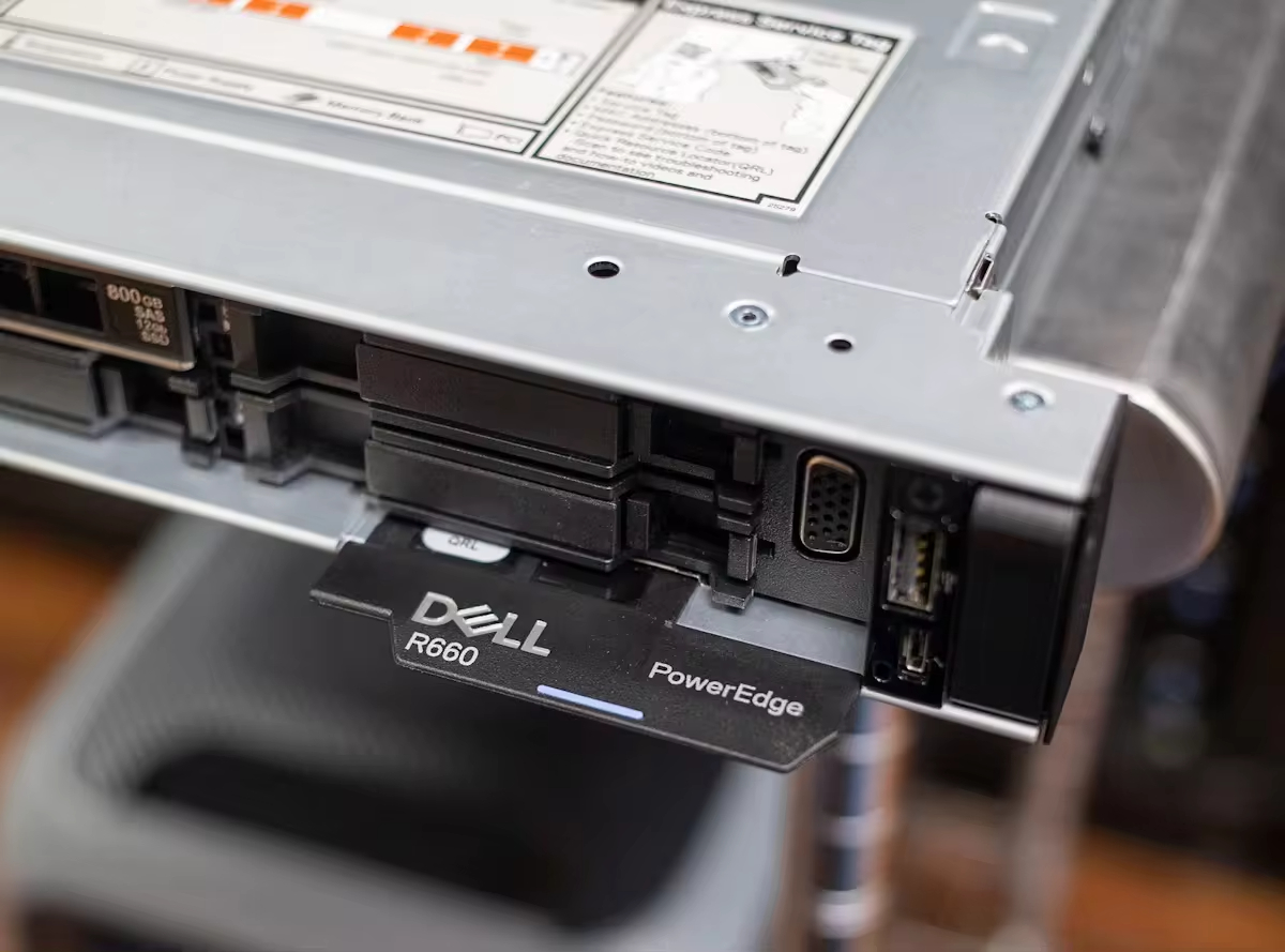 DELL PowerEdge R660 Xeon Scalable Processors 1u 2 Socket Blade Server