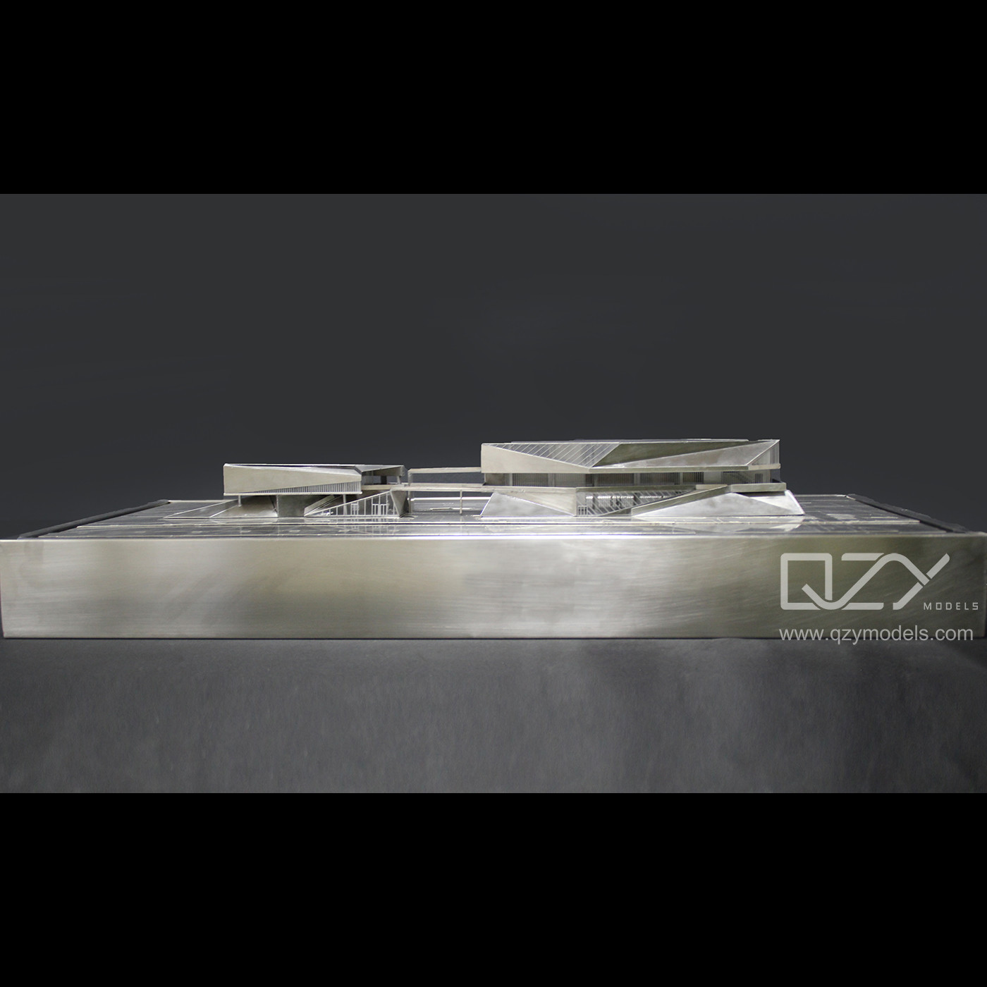 Showcase Model - Onexn 1:300 New World Kaiyue Bay Mall Stainless Steel Model