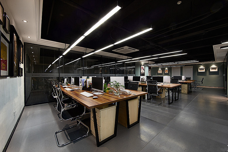 Warm White 24 Watt LED Tri Proof Light , High Transparency LED Slim Batten Fitting