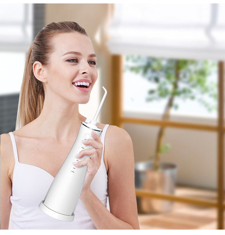 Automatic Travel Oral Irrigator