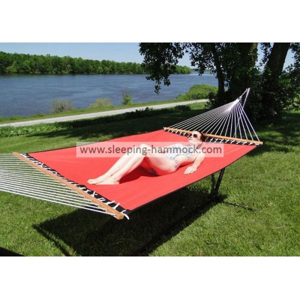 Quick dry sleeping hammock double size solid wood spreader bar poolside hammock