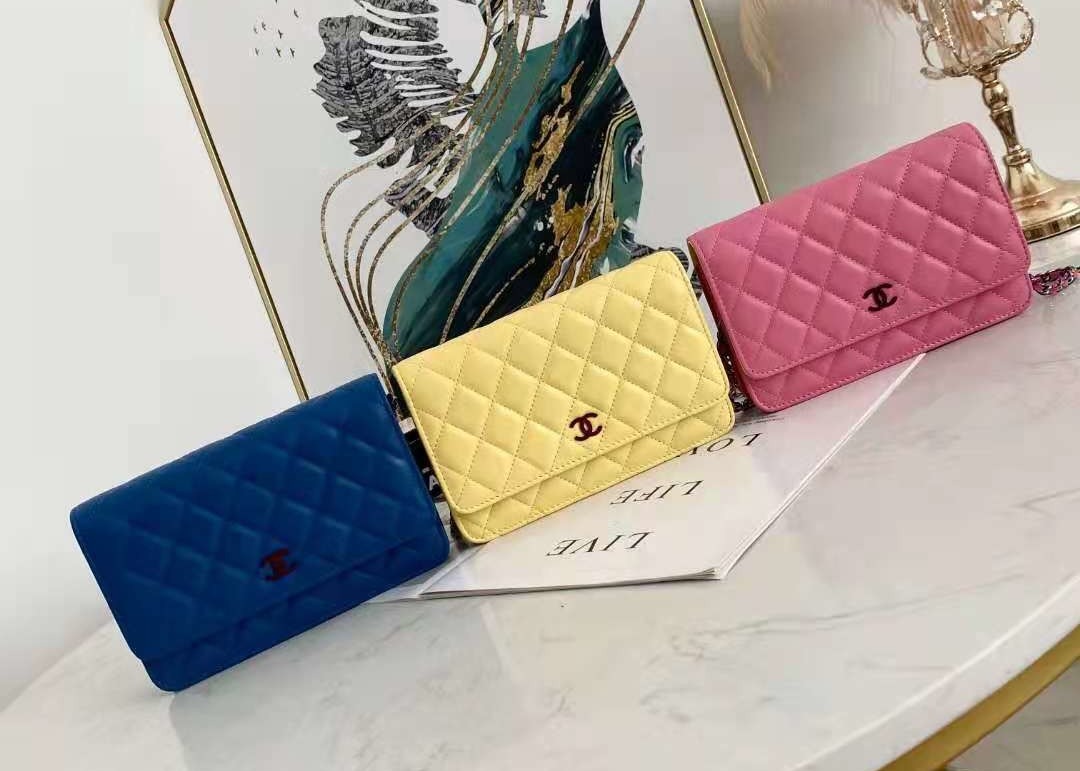 Inclined Shoulder Cowhide 19cm Luxury Brand Wallet With Chain