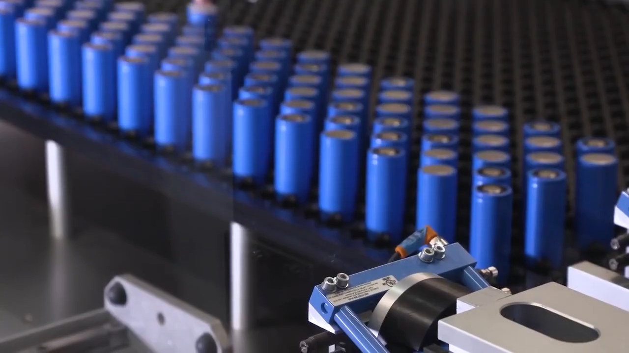 OEM ODM Cylindrical LiFePO4 Lithium Battery Cell 32700 32650 3.2v 6000mah Wholesale