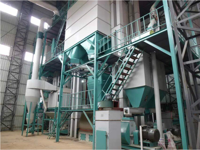 ISO 5TPH Animal Feed Pellet Production Line ODM Mini Cattle Feed Machine