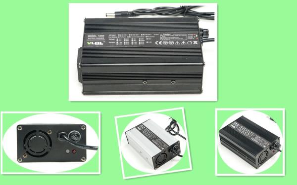 Multistage MCU Controlled AGM Battery Charger , AGM SLA Battery Charger 12 Volts